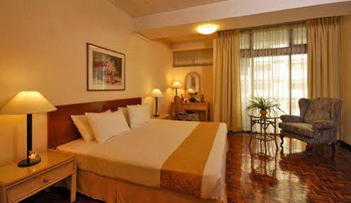 Kl Plaza Suites กัวลาลัมเปอร์ ภายนอก รูปภาพ
